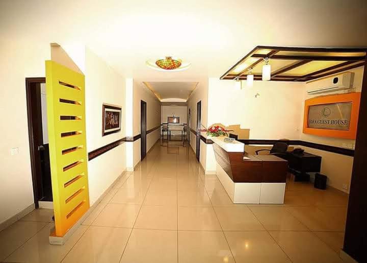 Hira Guest House Karachi Luaran gambar