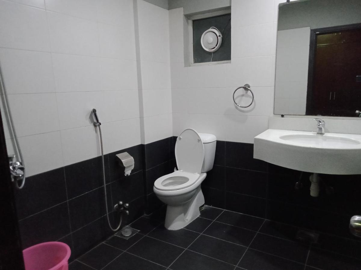 Hira Guest House Karachi Luaran gambar