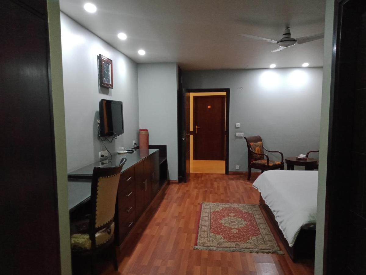 Hira Guest House Karachi Luaran gambar