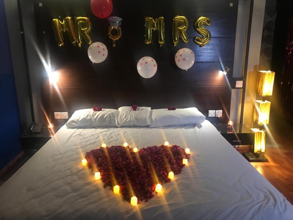 Hira Guest House Karachi Luaran gambar