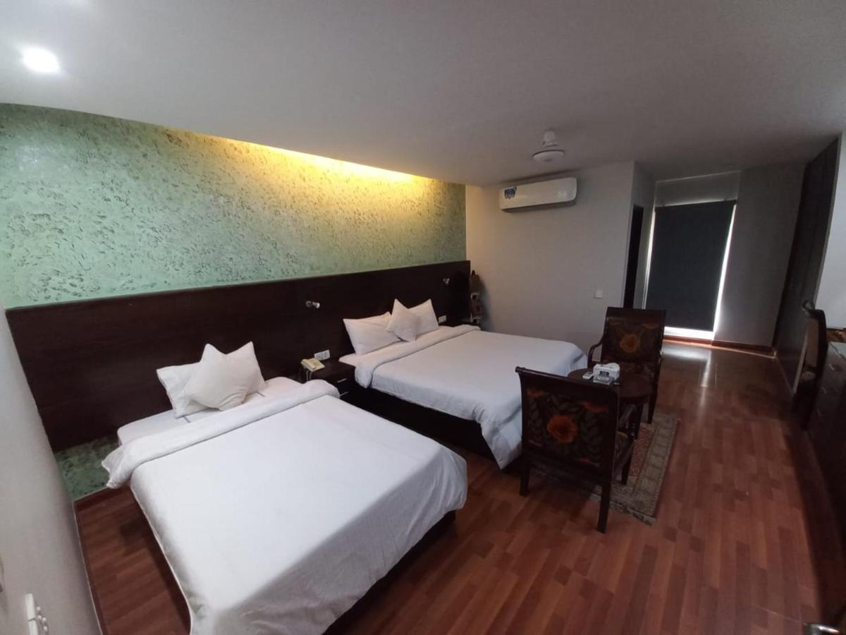 Hira Guest House Karachi Luaran gambar