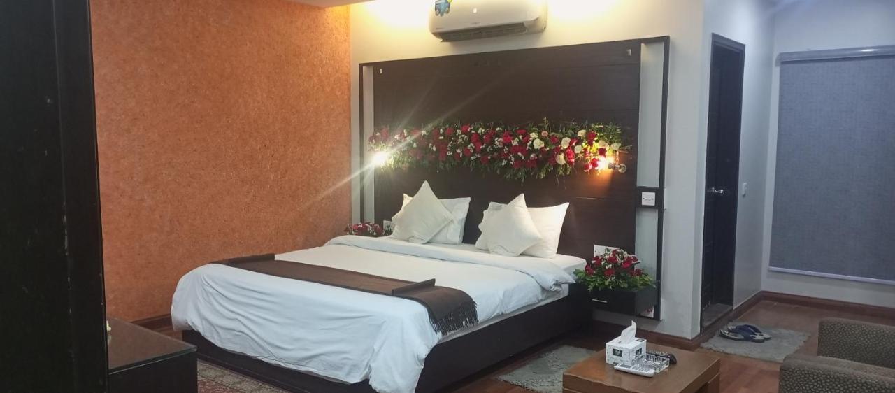 Hira Guest House Karachi Luaran gambar